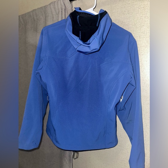 Women’s marmot jacket small - Picture 2 of 4